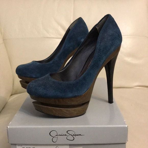Jessica Simpson Heels - Picture 2 of 6